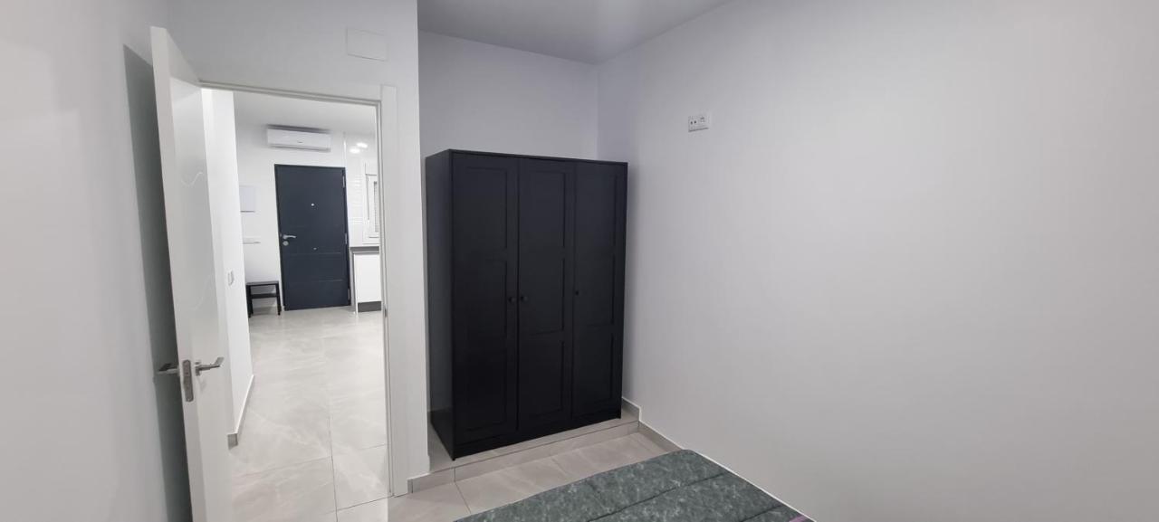 Two-Bedroom Apartment,1236730291:JPEG